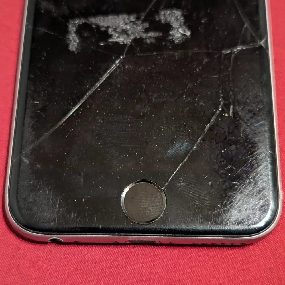 iPhone 6 (A1549) - 32 GB #34 (For parts)***